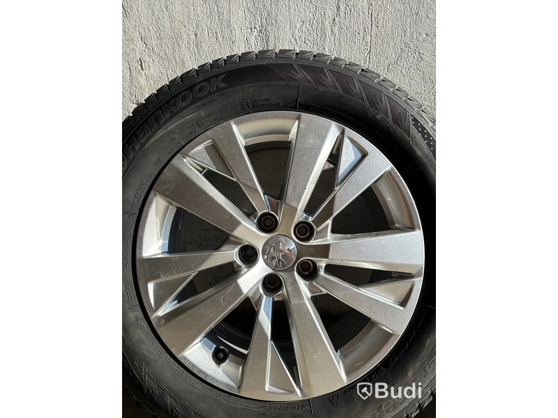 4 st. Däck på fälgar, Hankook 215/65 R17 99T