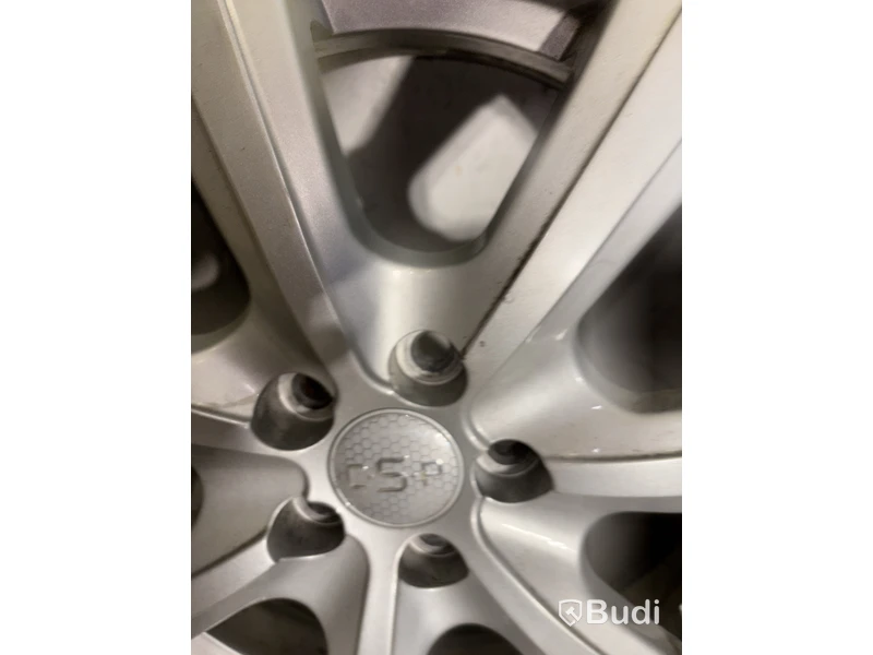 4 st. Däck på fälgar, Contineltal 215/70 R 16