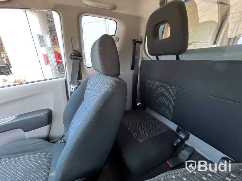 Personbil Mitsubishi Kaot L200 -2012