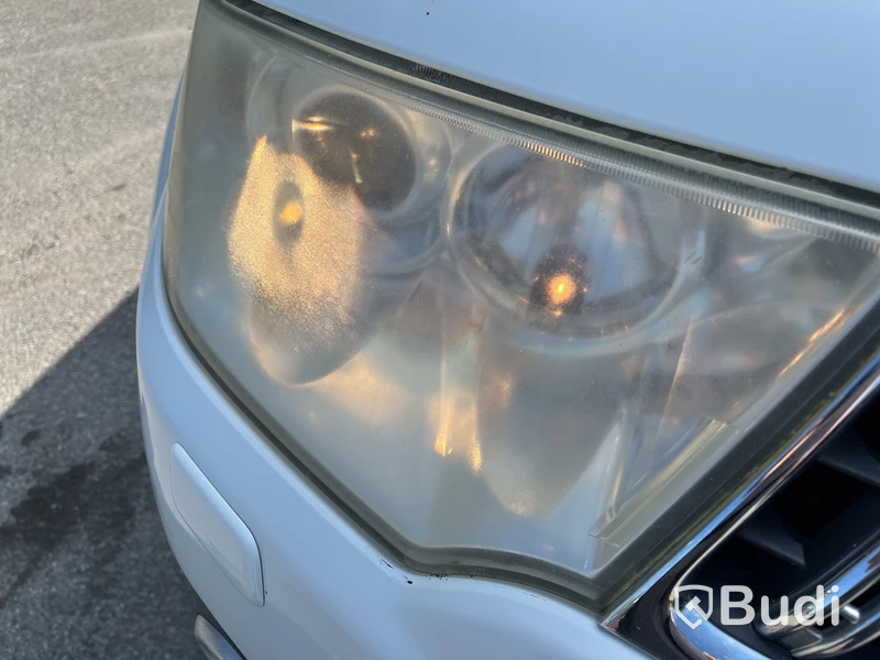 Personbil Mitsubishi Kaot L200 -2012