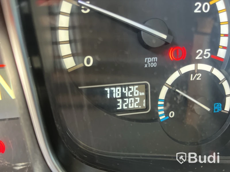 Ekipage MERCEDES BENZ 963-0-C ACTROS -2015 | DIESEL | Reparationsobjekt släpreg: EUX235