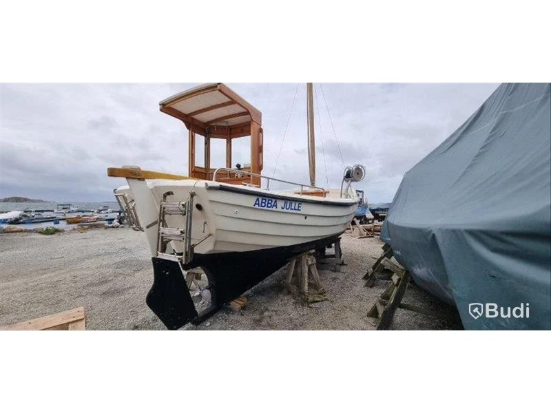 Båt Motorbåt Abba Julle med Volvo Penta. -94 Längd (m): 8 Längd (m): 8