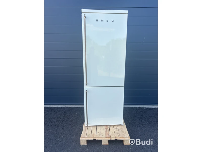Kyl/frys SMEG FA8005RPO5