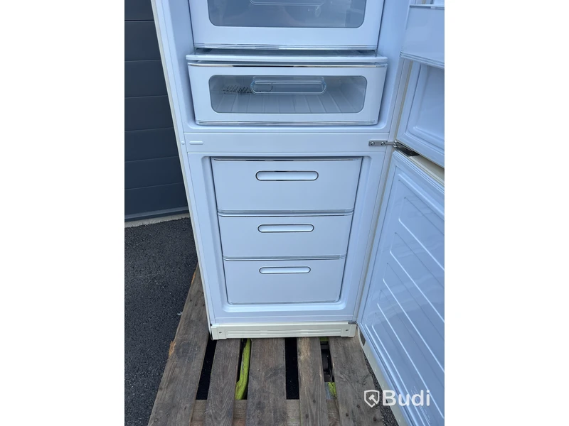Kyl/frys SMEG FAB32RCR5