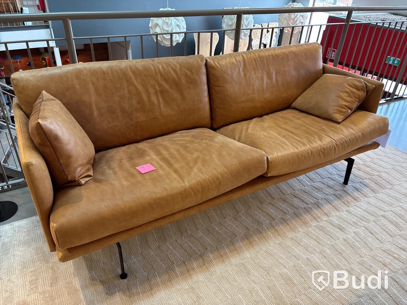 Soffa Bröderna Andersson Electra 3,5-sits. Ord. pris inkl. moms: ca 38 630 kr