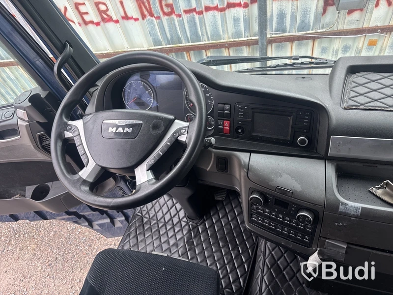 Dragbil MAN TGX 18.480 -2013 | XXL-hytt | Reparationsobjekt