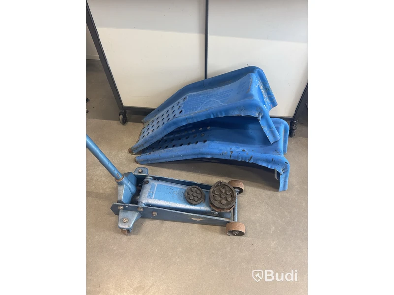 Domkraft och ramper