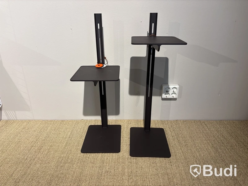 2 st. sidobord String Furniture. Ord. pris inkl. moms 6200 kr