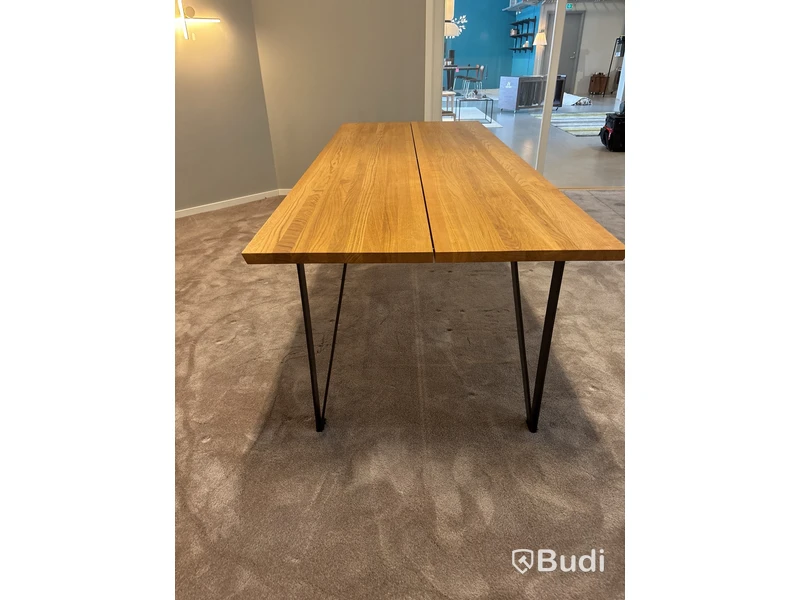 Matbord Mölleberga. Ord. pris inkl. moms: ca 42 610 kr
