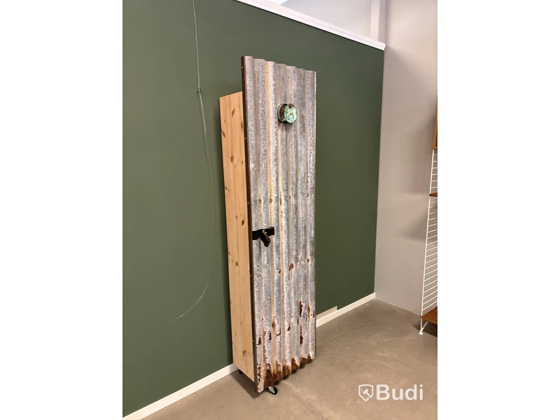 Skåp Källemo, Ord. pris inkl. moms: ca 40 000 kr