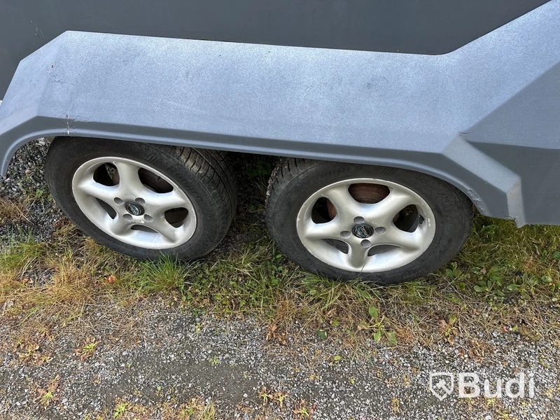 Hästsläp Star Industrier XR 3000 -2002 | Nybesiktigad tom 2027-04-30