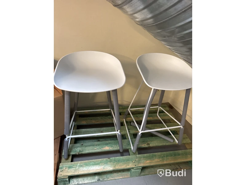2 st. stolar,  About a Stool 38 Low barstol 2.0, Hay - Ord. pris ink. moms ca: 5974 kr