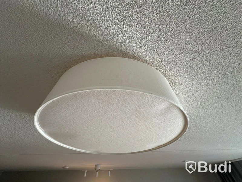 Set om 3 st taklampor och 1 st vägglampa