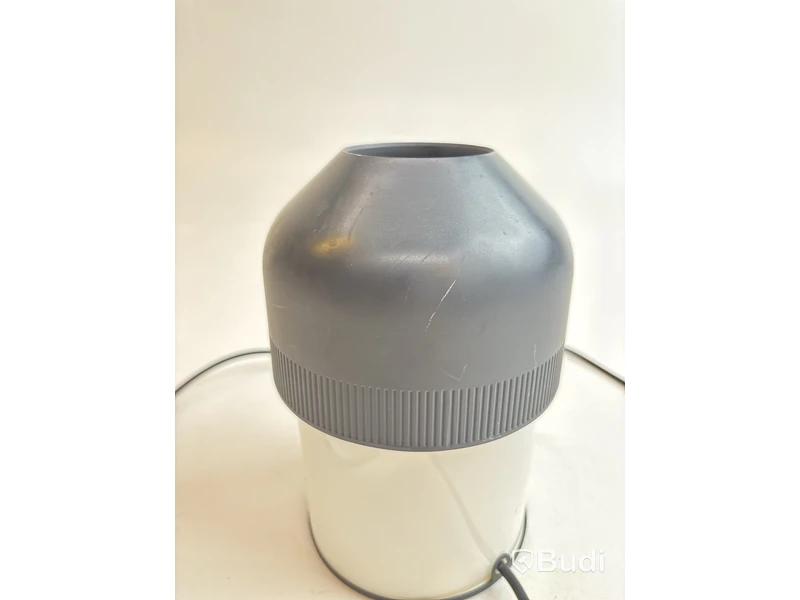 Bordslampa Lightyears. Ord. pris inkl. moms: ca 1500 kr
