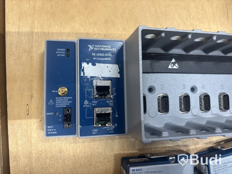NI 9201 8-kanals analog ingång 2 styck med chassi cDAQ-9189