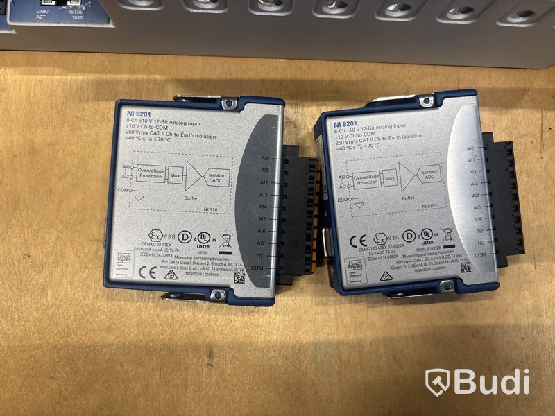 NI 9201 8-kanals analog ingång 2 styck med chassi cDAQ-9189