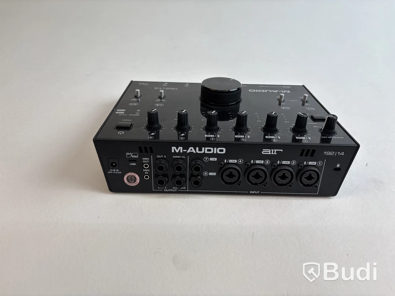 Mixer M-Audio AIR 192/14