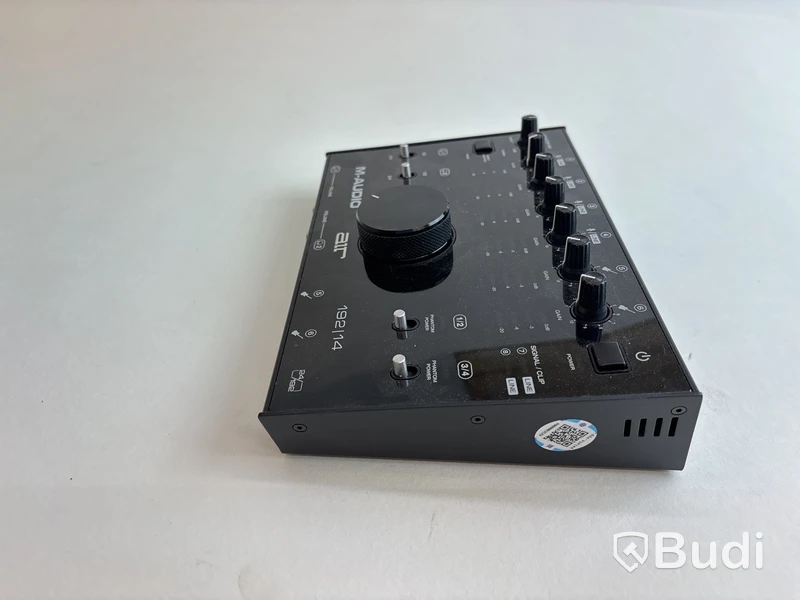 Mixer M-Audio AIR 192/14
