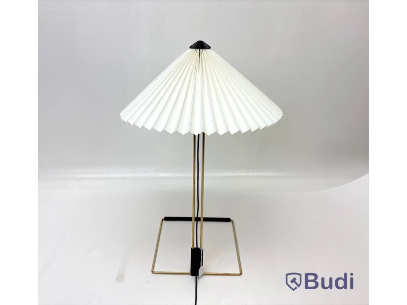 Bordslampa Hay Matin. Ord. pris inkl. moms: ca 3599 kr