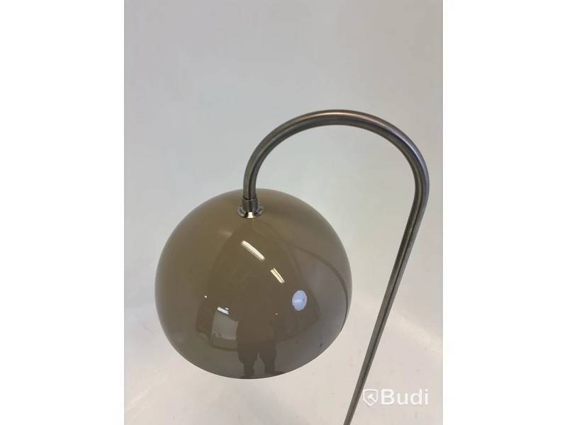 Golvlampa & Tradition Flowerpot VP12 Verner Panton. Ord. pris inkl. moms: ca 5223 kr