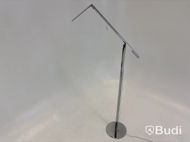 Golvlampa Koncept Lighting. Ord. pris inkl. moms ca 5481 kr