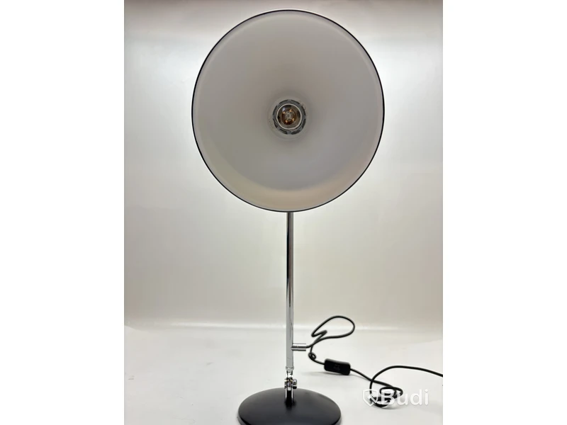 Bordslampa Gubi Bestlite. Ord. pris inkl. moms: ca 7177 kr