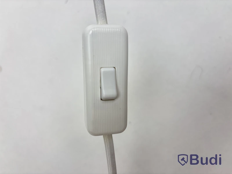 Bordslampa Gubi Bestlite. Ord. pris inkl. moms: ca 5550 kr