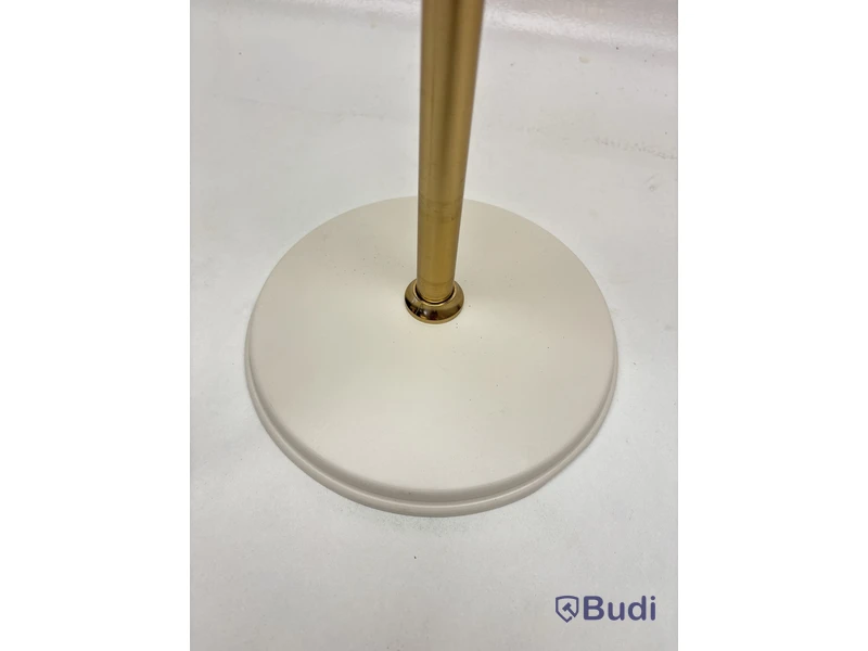 Bordslampa Gubi Bestlite. Ord. pris inkl. moms: ca 5550 kr