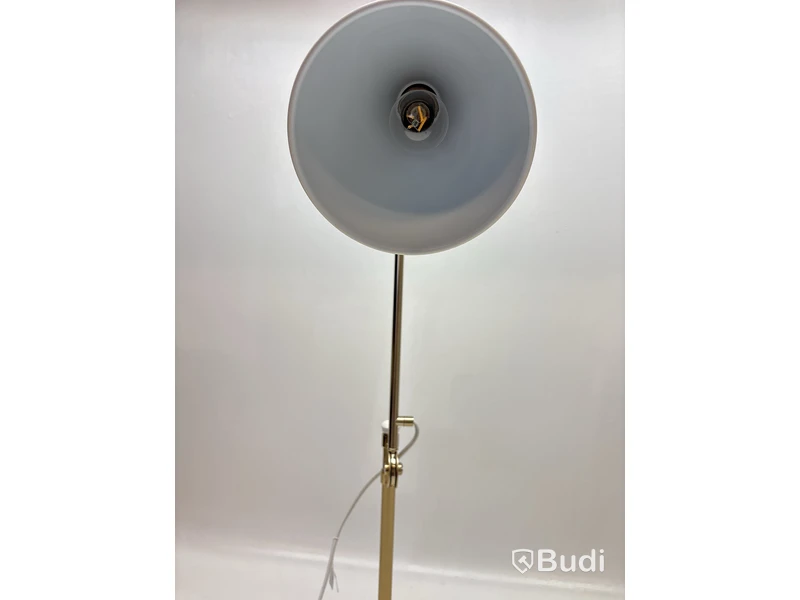 Bordslampa Gubi Bestlite. Ord. pris inkl. moms: ca 5550 kr