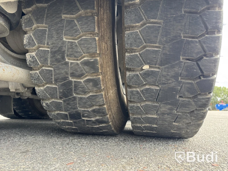 Betongbil MAN 92S TGS 35.440 8X4-4 BL -2013