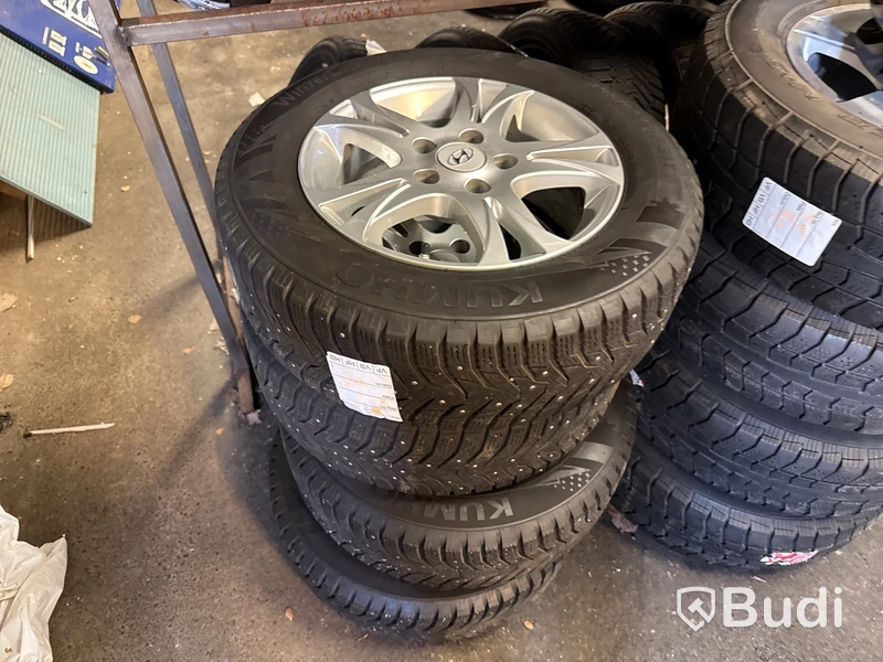 4 st vinterhjul Kumho WinterCraft 195/65R15 | Hyundai