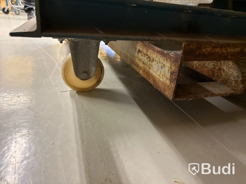 Tippbar container