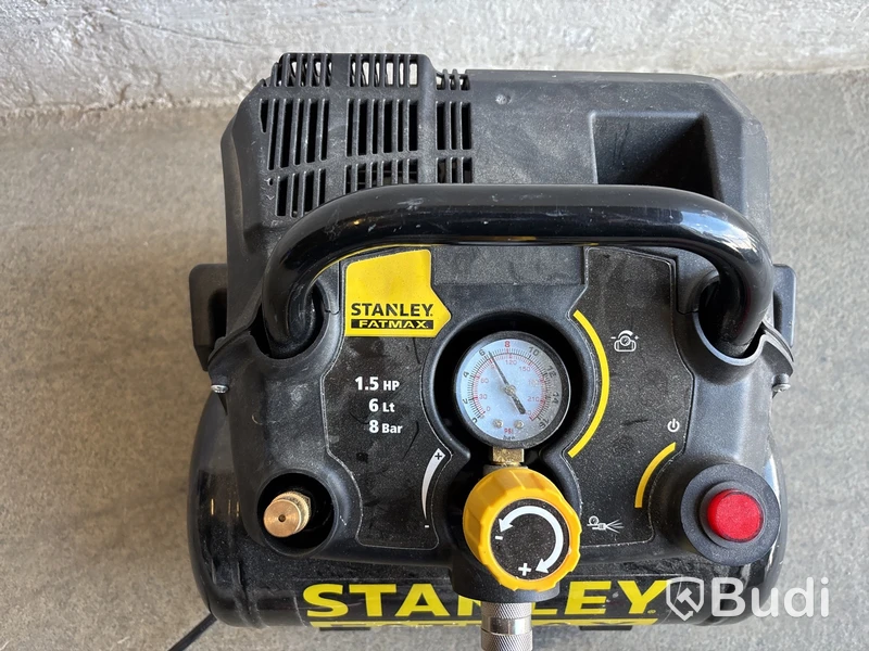 Oljefri luftkompressor Stanley FatMax FMXCMD152WE.