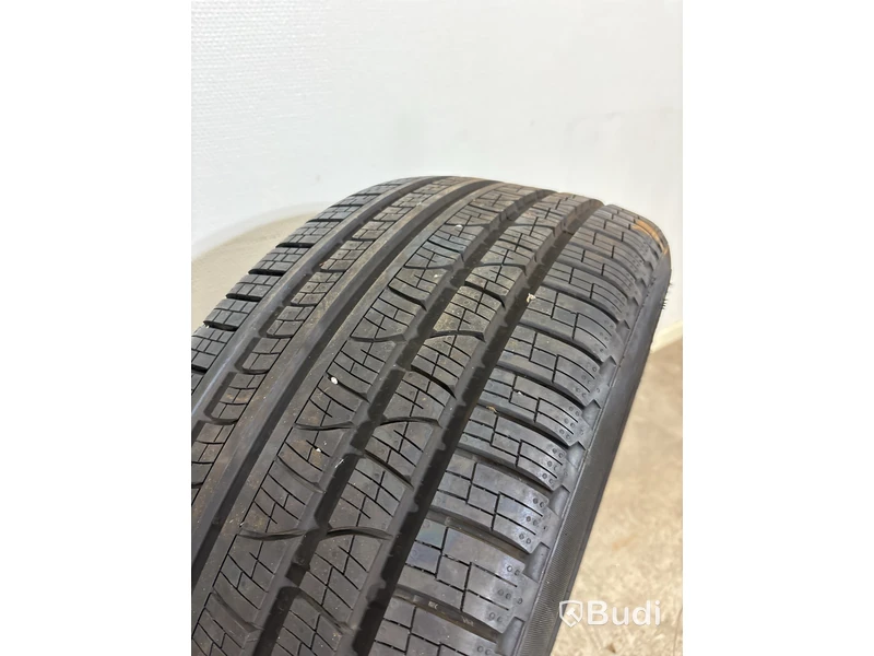 4 st. Däck Pirelli Scorpion, 285/45 R22
