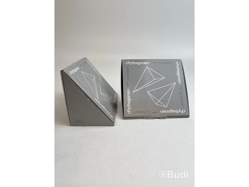4 st. Konsol Pythagoras,  Totalt ord. pris inkl. moms: ca 990 kr.