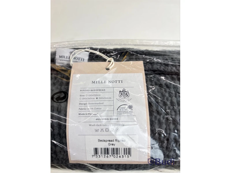 Sängöverkast  Mille Notti Riposo grå. Ord. pris inkl. moms: ca 2595 kr.
