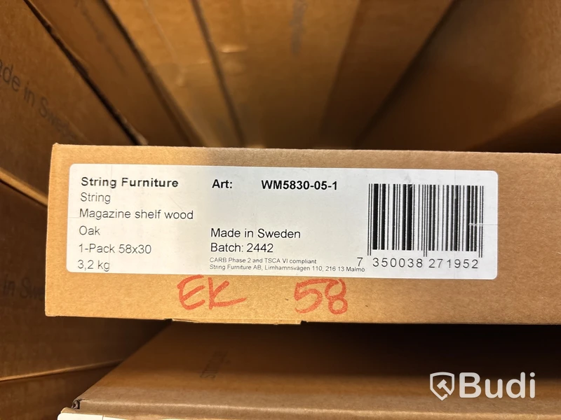Magasinhylla String, trä ek. Ord. pris inkl. moms: ca 1549 kr.