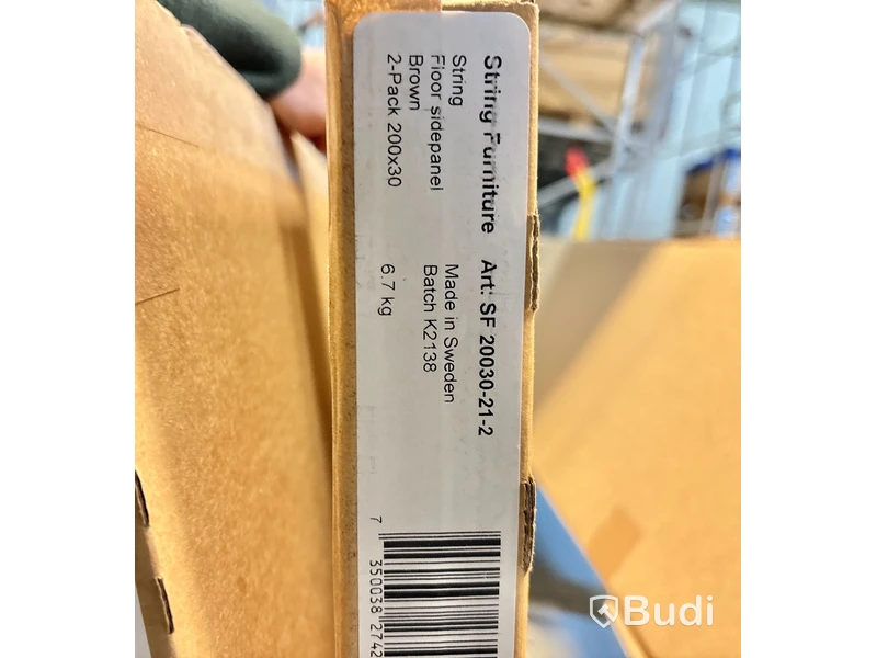 2 st. Golvgavel String, brun, Ord pris inkl. moms ca 2500 kr