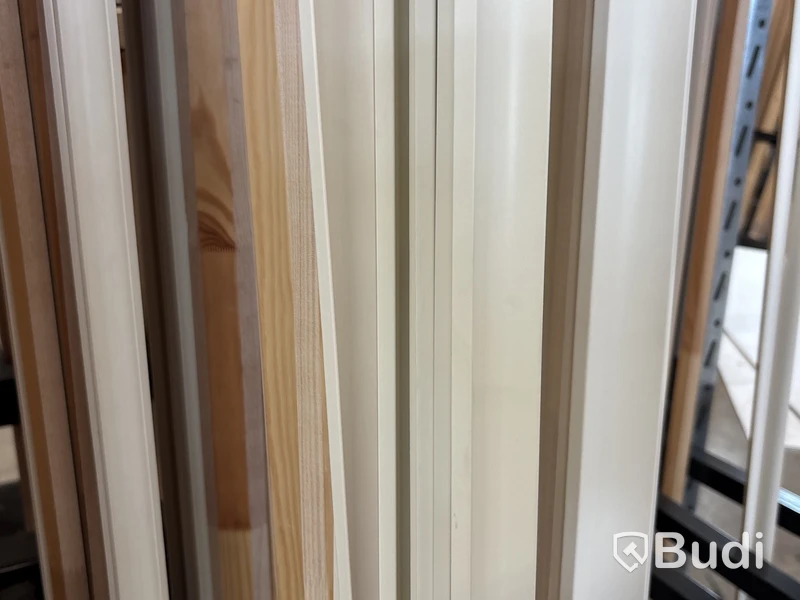 35 st. Hålkälslist Furu 15X43MM Vit L: 4400 mm, 402942