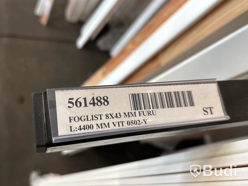 29 st. Foglist Furu 8X43MM L:4400 MM Vit, 561488