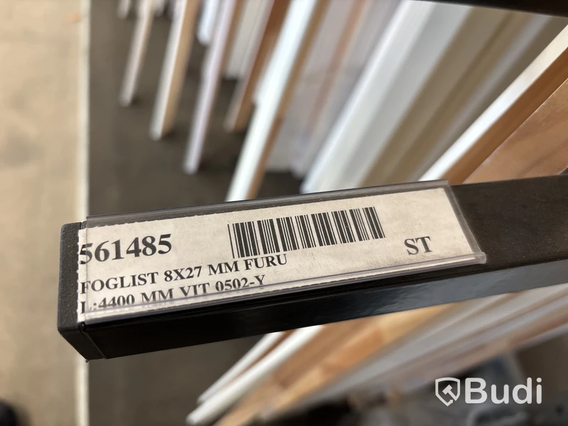 10 st. Foglist Furu 8X27MM Vit  L:4400 MM, 561485