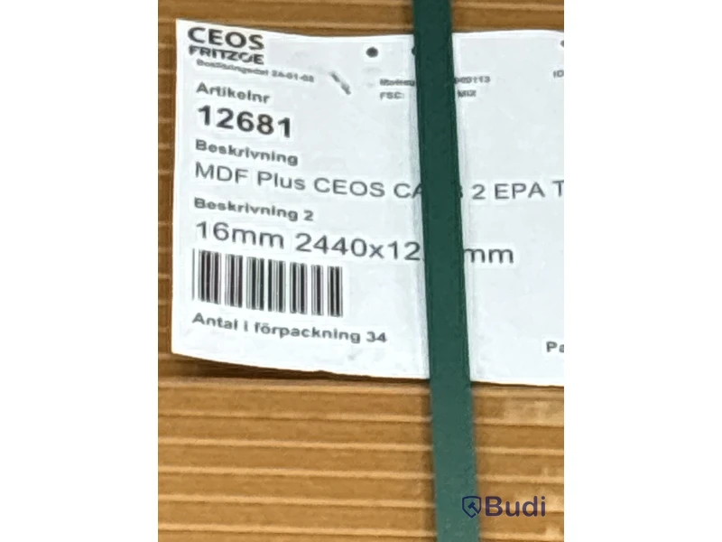 34 st. MDF Skiva. 16X2440X1220 MM, 70407066