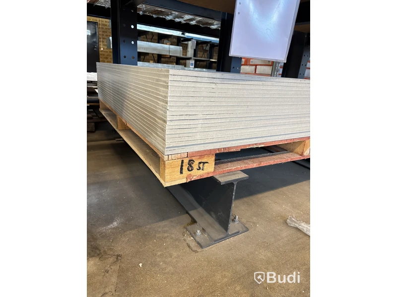 18 st. Fibercementskiva Primaflex, 12X1200X2550 MM, 555892