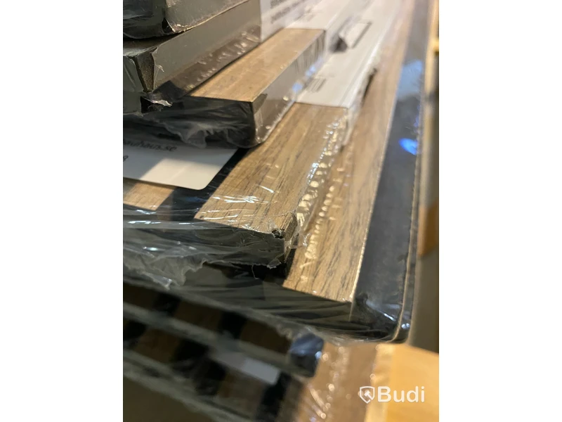 7 st. AKUSTIKPANEL B!DESIGN SVENDBORG VALNÖT 2400X520X18MM