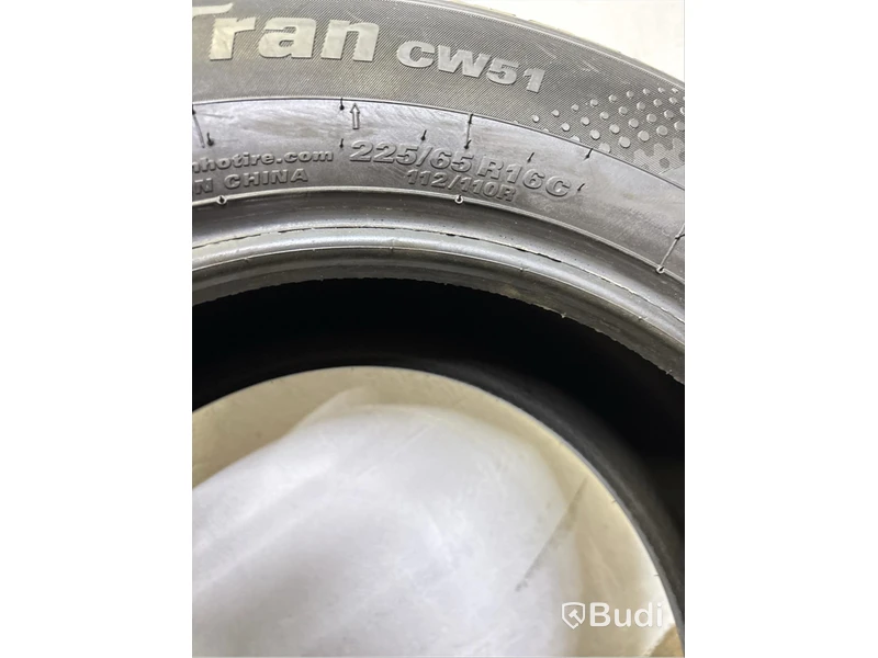 4 st. Vinterdäck, Kumho Winter PorTran CW51, 225/65R16C 112/110R