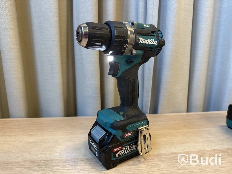 Borrskruvdragare Makita DF002G med batterier & laddare