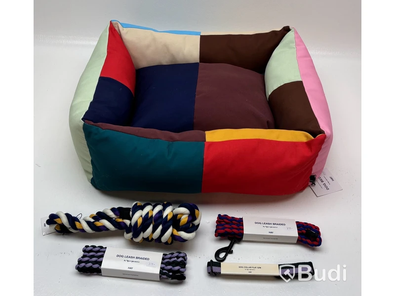 Diverse hundtillbehör HAY, Ord. pris inkl. moms: ca 2400kr