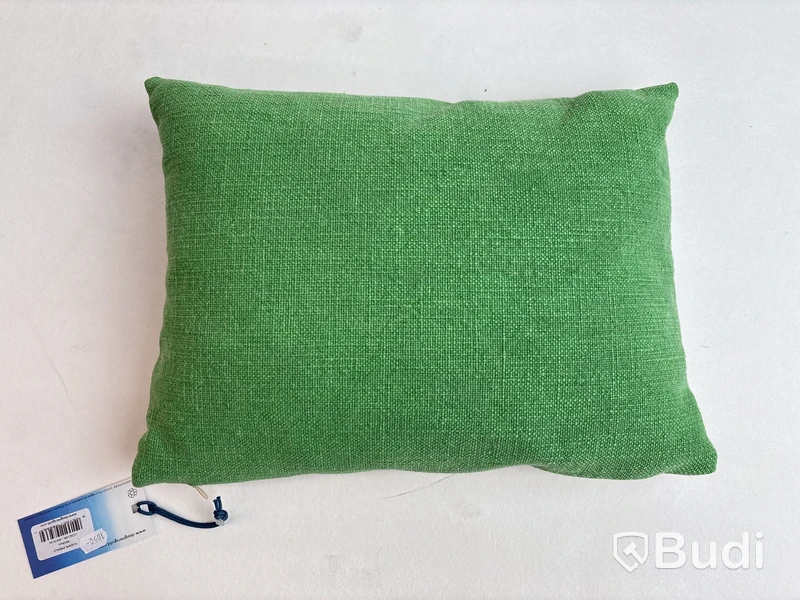 2 st. Soffkuddar Designers Guild Ord. pris inkl. moms: ca 2200 kr.