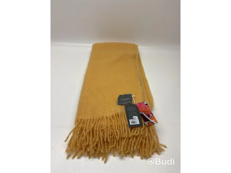 Filt Stackelbergs Mohair Ord. pris inkl. moms: ca 2395 kr