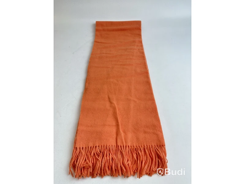 Filt Elvang orange sorbet Alpacka/ull. Ord. pris inkl. moms: ca 1299 kr.